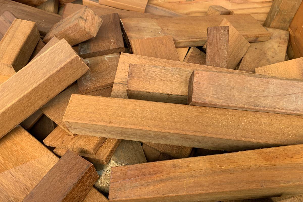 地球環境に貢献する捨てない木材利用