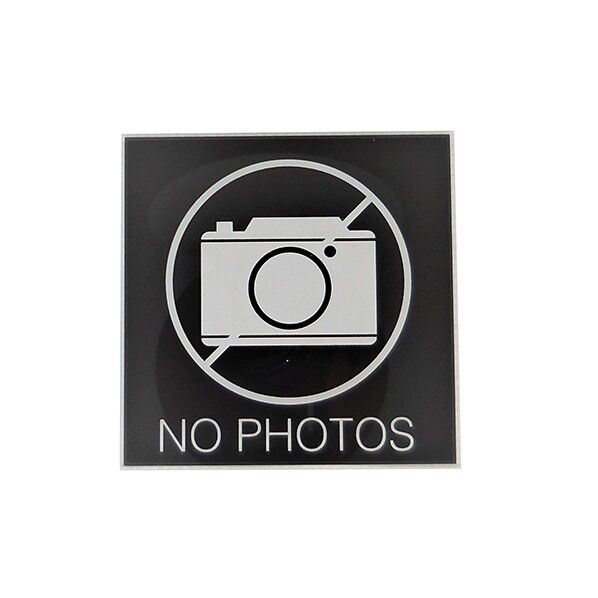 サインプレート 撮影不可 英語表記のみ ブラック H7cm×W7cm×D0.2cm MOBK 005 1枚