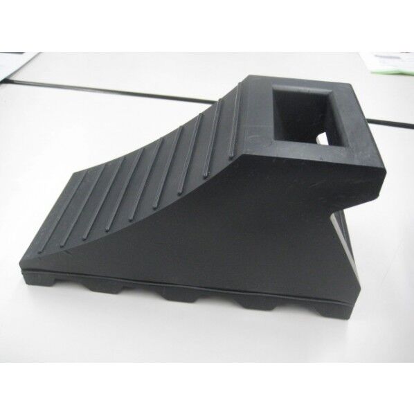 タイヤ歯止め 120×240×130mm 4091 1台