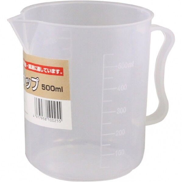 計量カップ 1つ