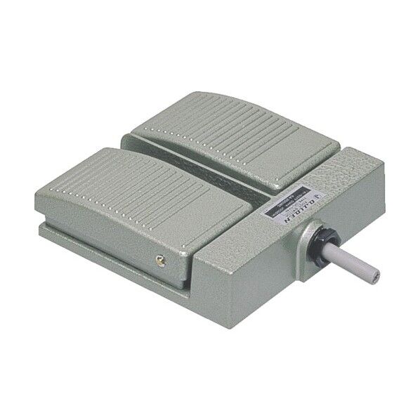 フットスイッチ VCTF0.75X6X1.5M OFL-TV-M3 1点