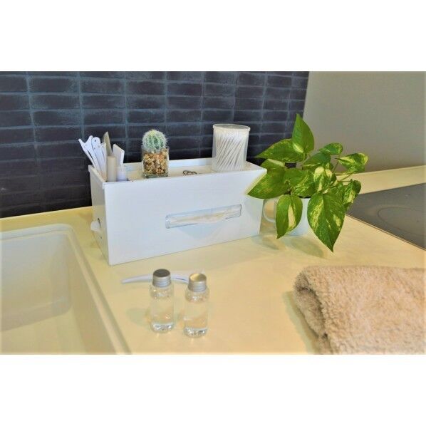 ティッシュケース(ポケット&トレイ付) ホワイト TC-WH 1個