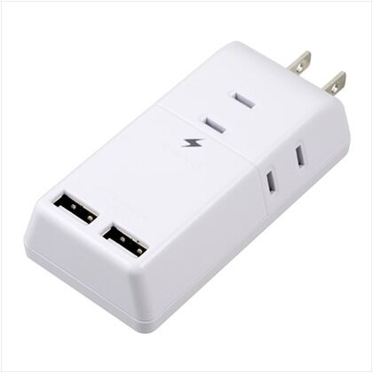 雷ガード付トリプルタップ3AC+2USB2.4A ホワイト H6TK5002UWH 1