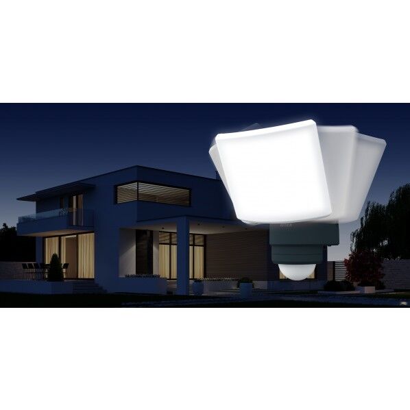 18W追尾式センサーライト