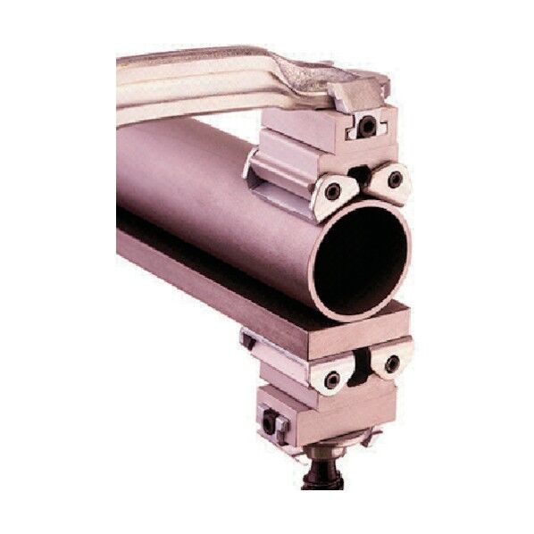 特殊クランプ治具