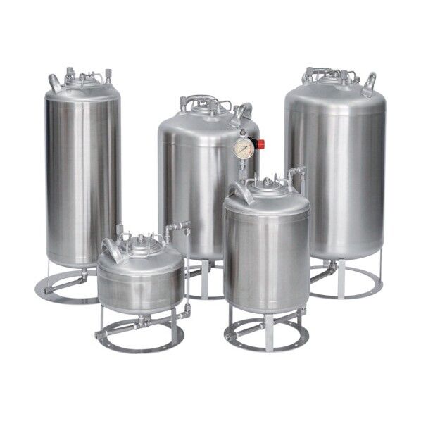ステンレス加圧タンク