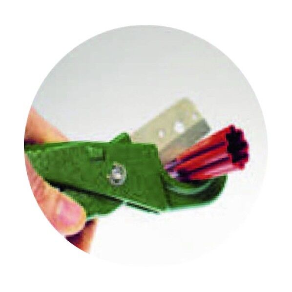 チューブ用カッター