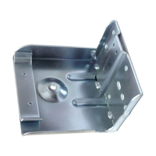 キャスターベース(カゴ車用コーナー金具左)JBー007L