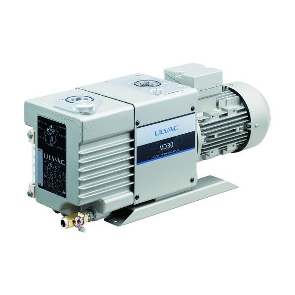 油回転真空ポンプ