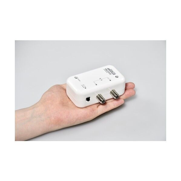 卓上型UHFブースター CS・BSパス 4K8K対応 屋内用 22dB