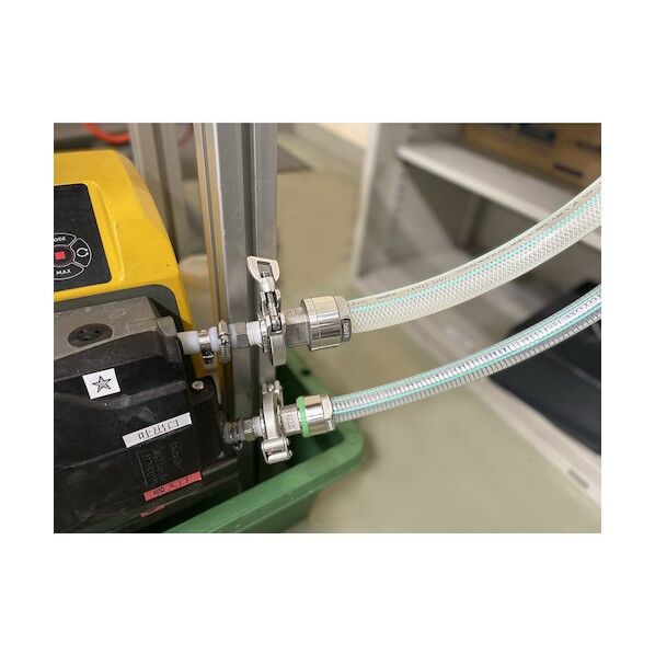 トヨックス 薬品・溶剤・化粧品・食品・油等搬送用 トヨフッソSホース 内径38mm×外径48mm 長さ9m FFS-38-9 1点...