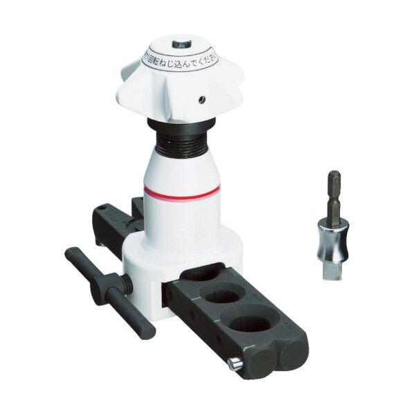 電動インパクトドライバ型フレアリングツール偏心式