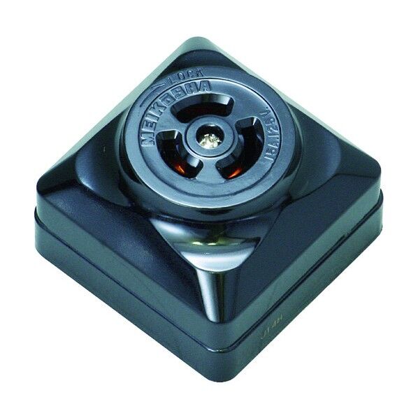 露出コンセント