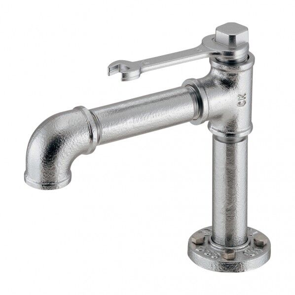 インダストリアル立水栓