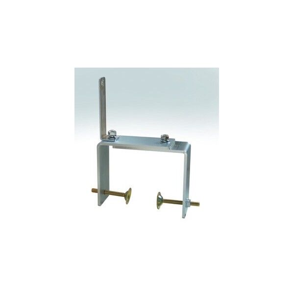 天端用挟み込み金具