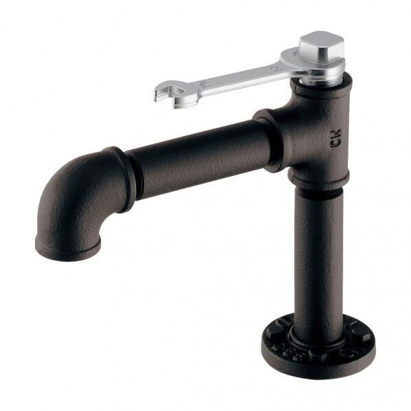 インタﾞストリアル立水栓MBK