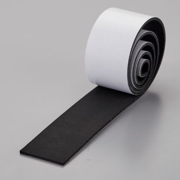 日本緑十字社 スポンジテープ0503 ゴムスポンジ(粘着テープ付き) 50×1000×3mm 黒 246176 1巻...