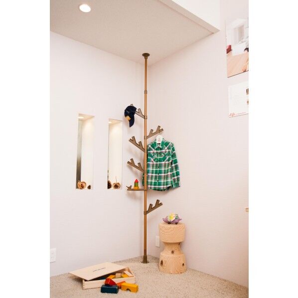つっぱり式ポールハンガー あいツリー 北欧スタイル ウッド サイズ（約）:ポール太さ/9cm　フックを含めた最大直径/43cm　トレイ内/縦11×横18cm 1個