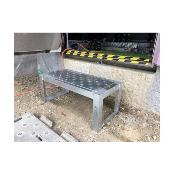 連結式工事現場用ステップ ’’ブロックス’’ 600 BRX-600 1点