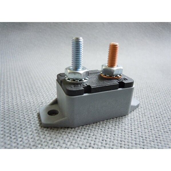 ブレーカー30A/プラスチックカバー付