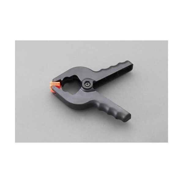 クランプ(プラスチック製) 25mm EA526AC-1