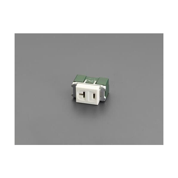 125V/20A埋込コンセント(15A・20A兼用)