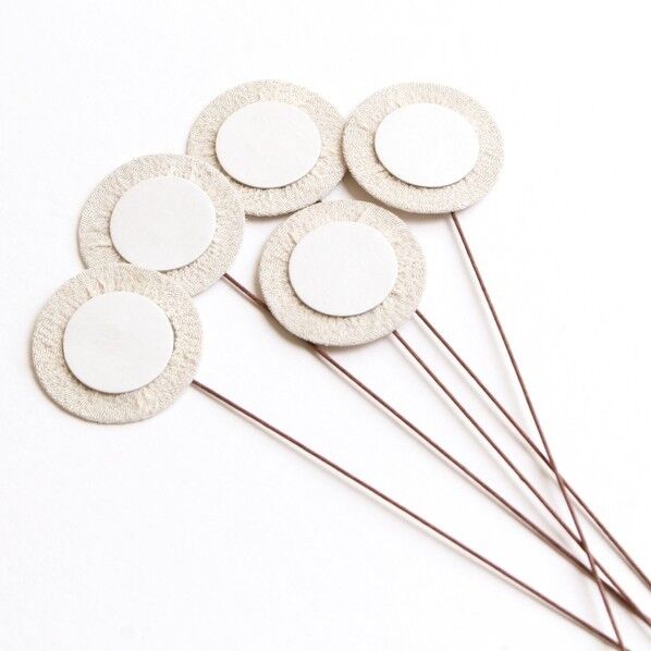 日本紐釦貿易 ワイヤー付き花台紙 乳白