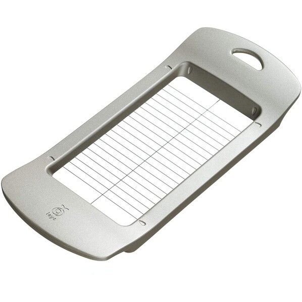 ワイヤーでスーッと切れるバターカッター