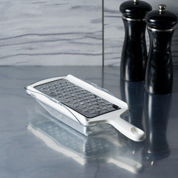 SJ2960 水切りができるおろし器