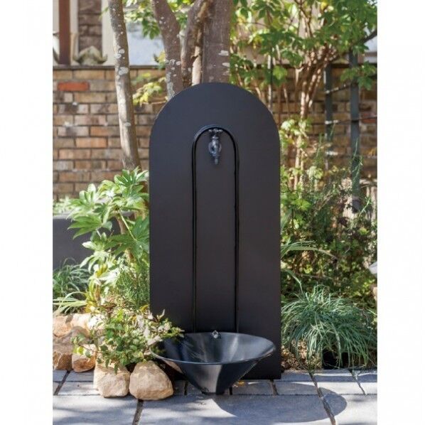 アイアン水栓柱