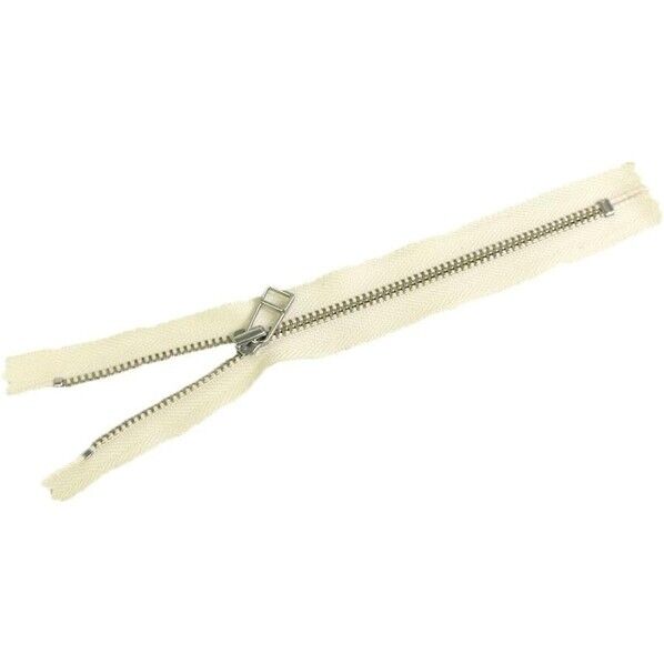 Y.K.K 金属ファスナー