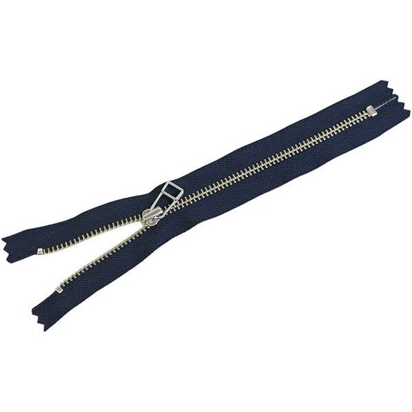 Y.K.K 金属ファスナー