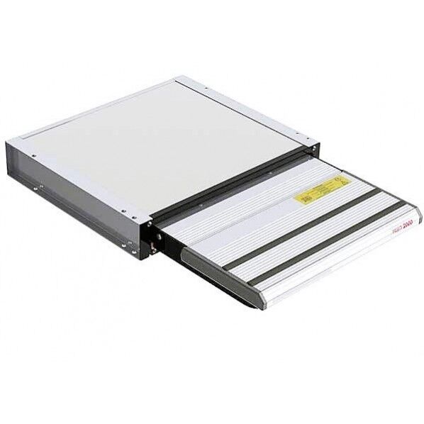 電動ステップ・イノライト(幅550mm)