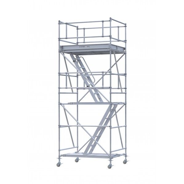 パイプ製足場 中階（2～3段目増設時）