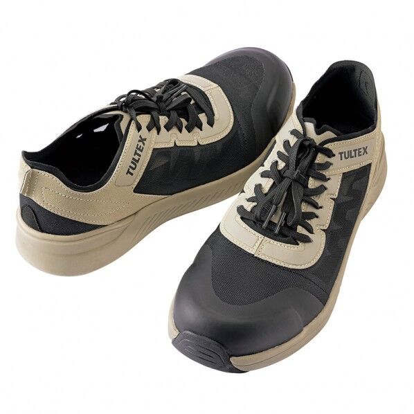 セーフティシューズ