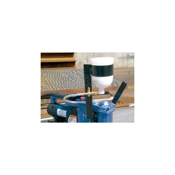 AMT-18 オイルカツプ ASSY 1個