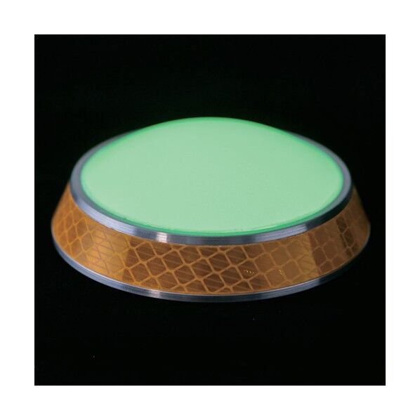 10年光~光の道しるべ~ 3Dドーム型蓄光(燐光)枠付き 高輝度反射タイプ 車道・歩道・縁石・車止め・輪止めおよび壁面用 DMR-N-50YG 1個