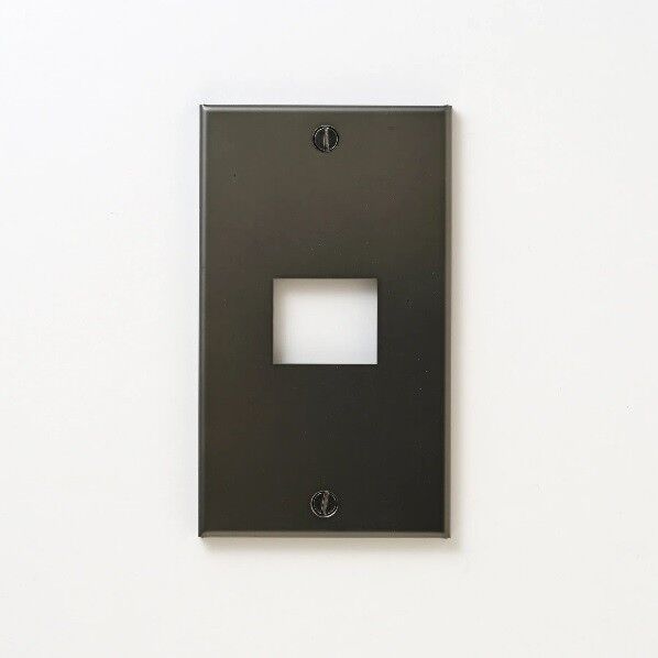 ステンレス コンセントプレート 1連1口用