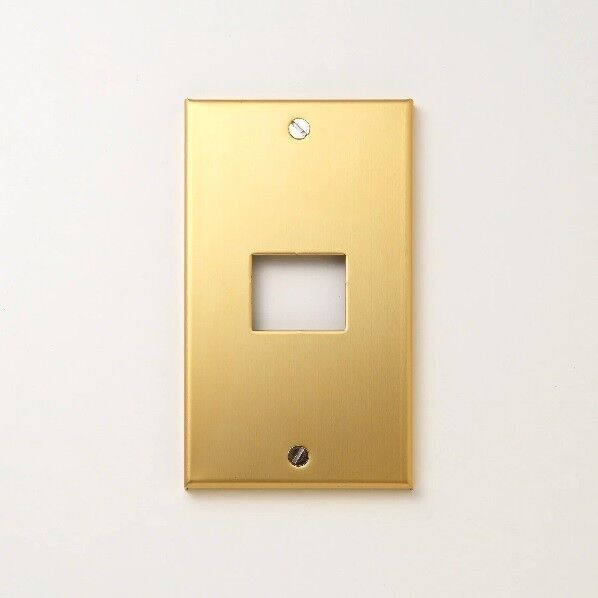 真鍮 コンセントプレート 1連1口用