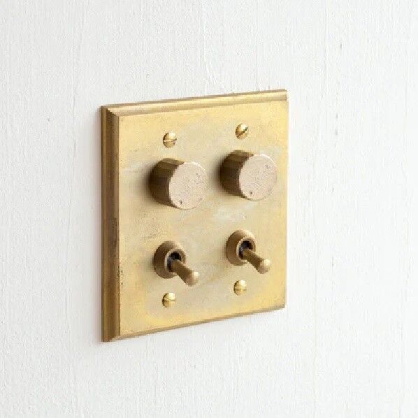 真鍮鋳造 スイッチプレート 4口 調光2か所 受注生産品