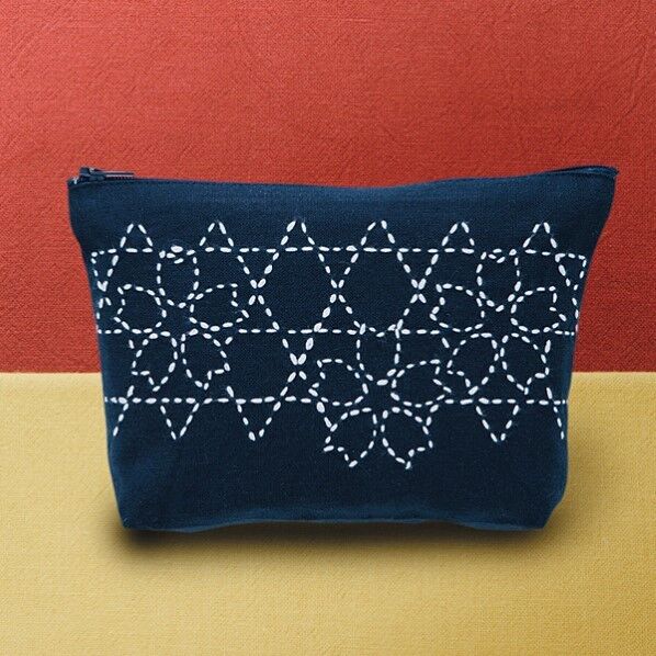 オリムパス製絲 刺し子キット ポーチ 紺 214