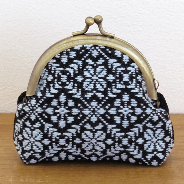 オリムパス製絲 こぎんキット がま口ポーチ丸型 黒 37