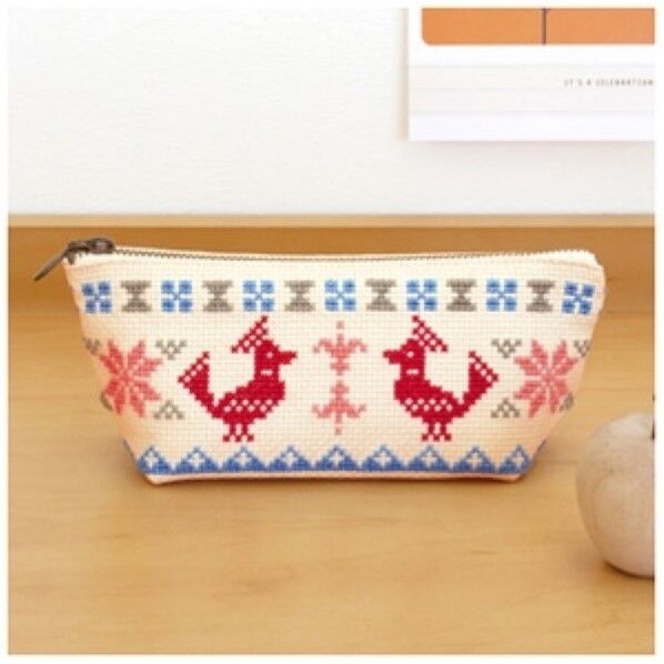 オリムパス製絲 北欧のかわいいクロスステッチ ペンケース