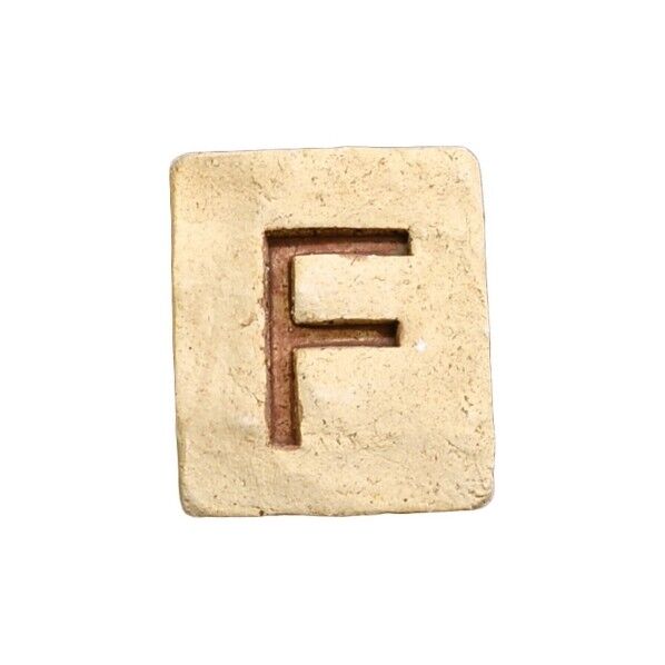 ブリックスネーム 1文字 オールドホワイト F