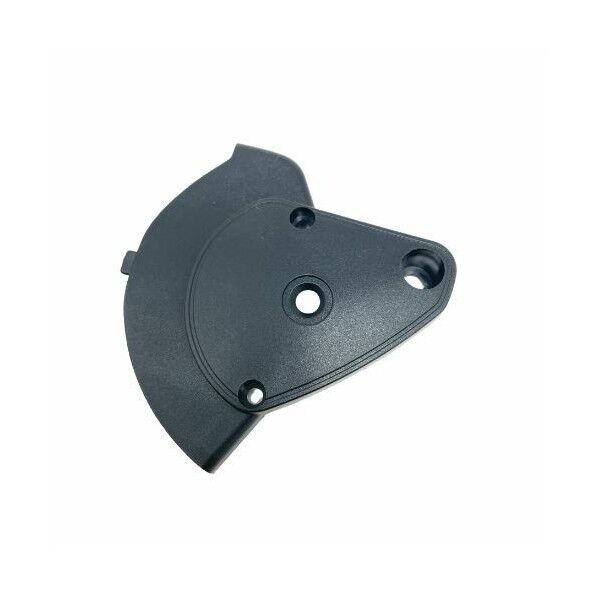 連結部前カバー