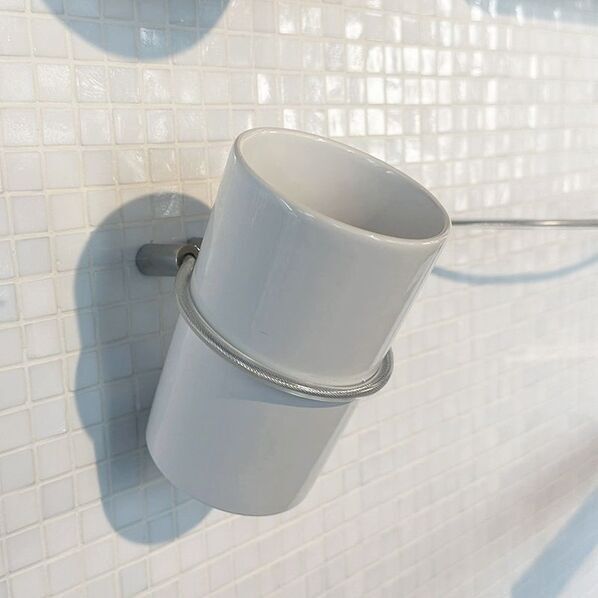 ブカティーニ ハブラシホルダー