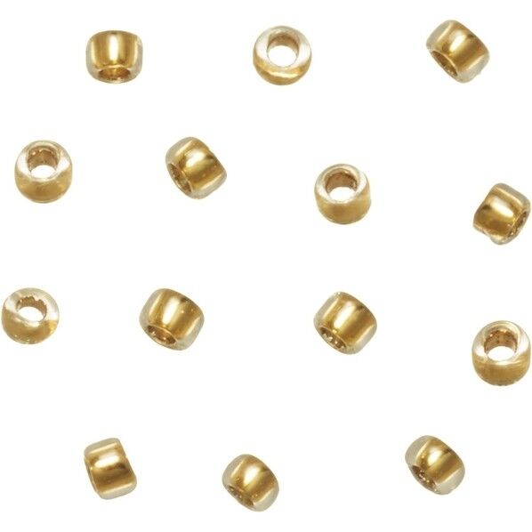 TOHO 特小ビーズ 糸通しビーズ No.701