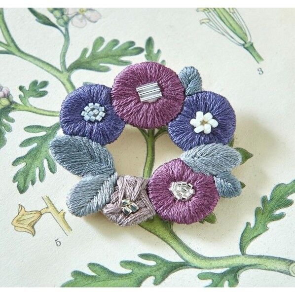 Piece piece 刺しゅうキット k.omono fioret wreath brooch ブローチ 長さ55×幅52×高さ10mm mauve PHC-034-4 1袋