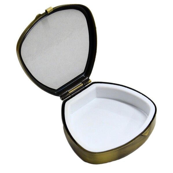 日本紐釦貿易(Nippon Chuko) ピルケース 貝型 鏡なし