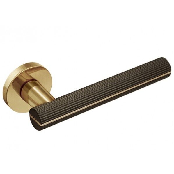 レバーハンドル 間仕切錠